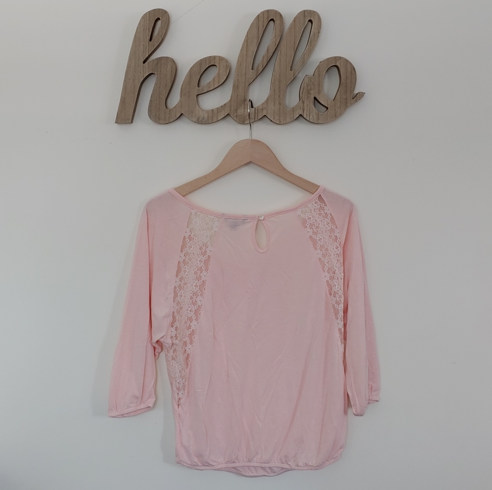 Peachy American Eagle Lace Detail Top (S) - Picture 2 of 3